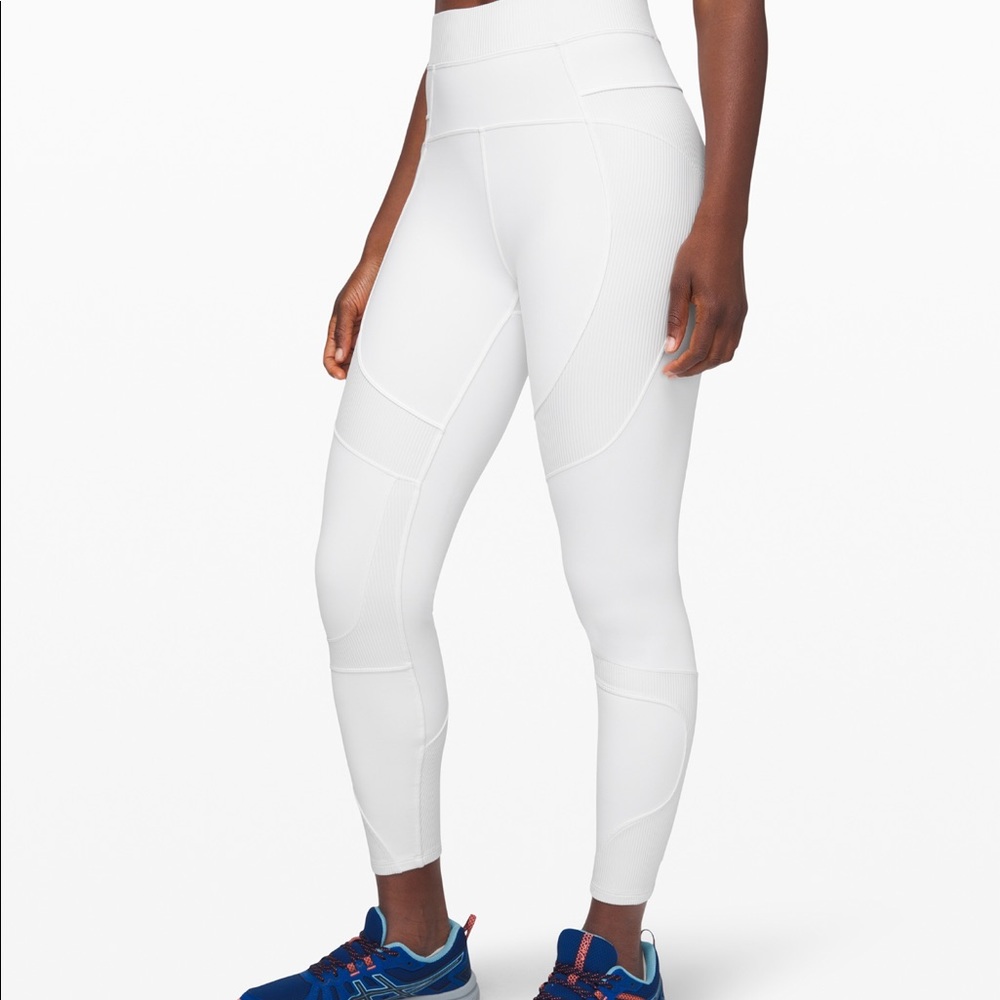 NWT Lululemon New Ambition Leggings 25”